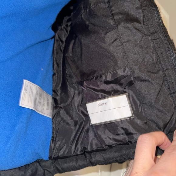 Little boys snow/winter coat - Picture 3 of 10